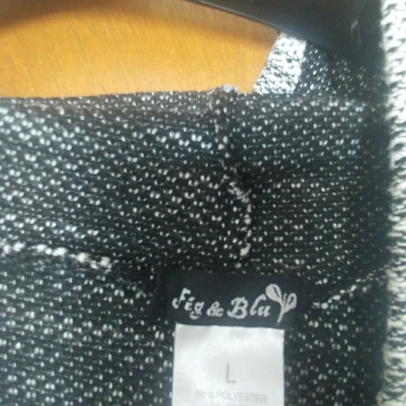 Sweater - Picture 2 of 3